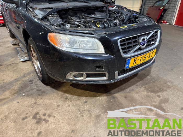 Volvo V70 2.0 16V Flexifuel Sloopvoertuig (2008, Zwart)