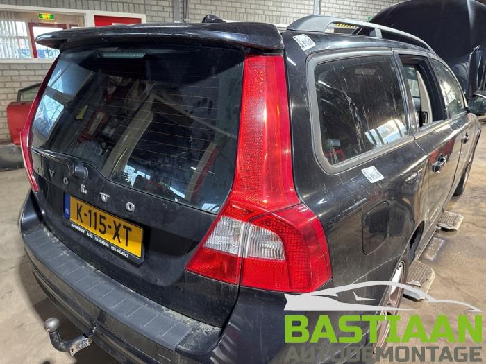 Volvo V70 2.0 16V Flexifuel Sloopvoertuig (2008, Zwart)