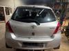 Toyota Yaris II 1.33 16V Dual VVT-I Sloopvoertuig (2010, Grijs)