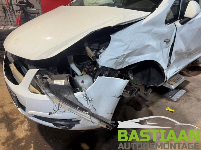 Opel Corsa D 1.4 16V LPG Sloopvoertuig (2010, Wit)