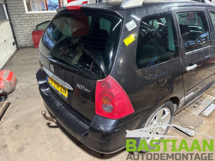 Peugeot 307 SW 2.0 16V Sloopvoertuig (2005, Zwart)
