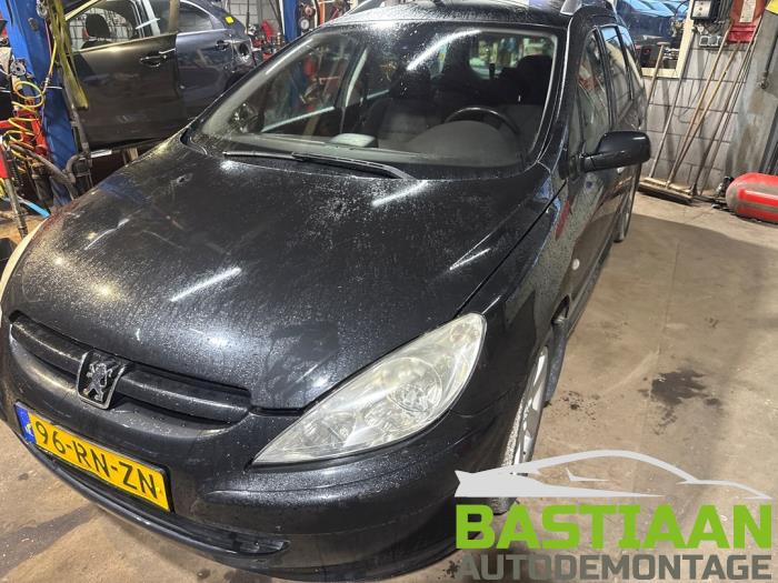 Peugeot 307 SW 2.0 16V Sloopvoertuig (2005, Zwart)
