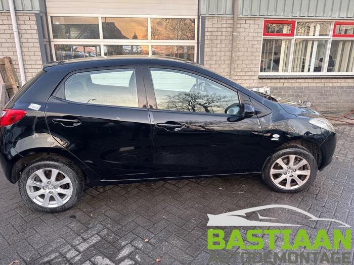 Mazda 2 1.3 16V S-VT High Power Sloopvoertuig (2009, Zwart)
