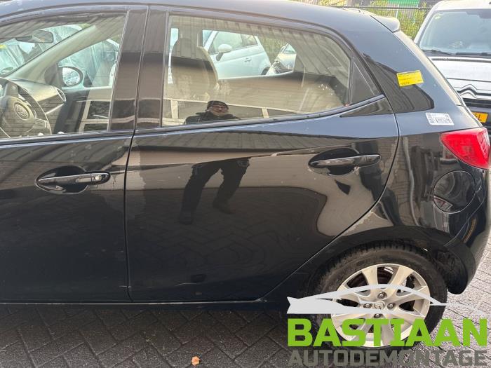 Mazda 2 1.3 16V S-VT High Power Sloopvoertuig (2009, Zwart)