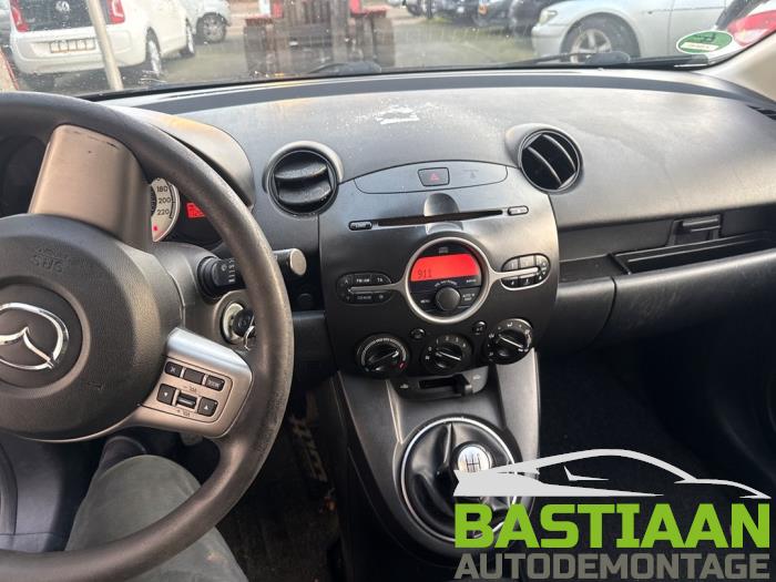 Mazda 2 1.3 16V S-VT High Power Sloopvoertuig (2009, Zwart)