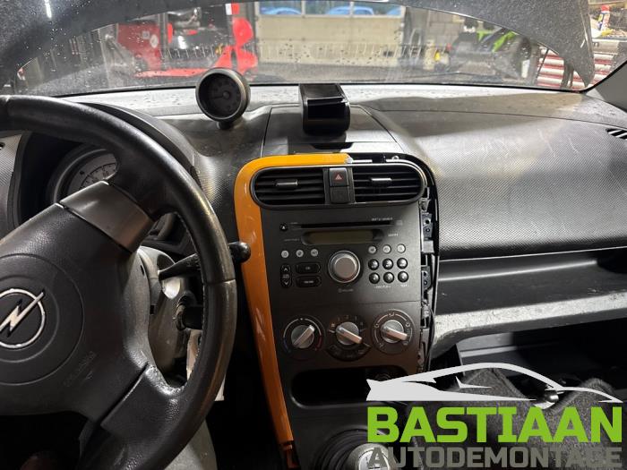 Opel Agila 1.0 12V Sloopvoertuig (2008, Zwart)