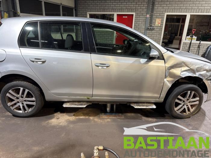 Volkswagen Golf VI 1.4 TSI 122 16V Sloopvoertuig (2009, Zilvergrijs)