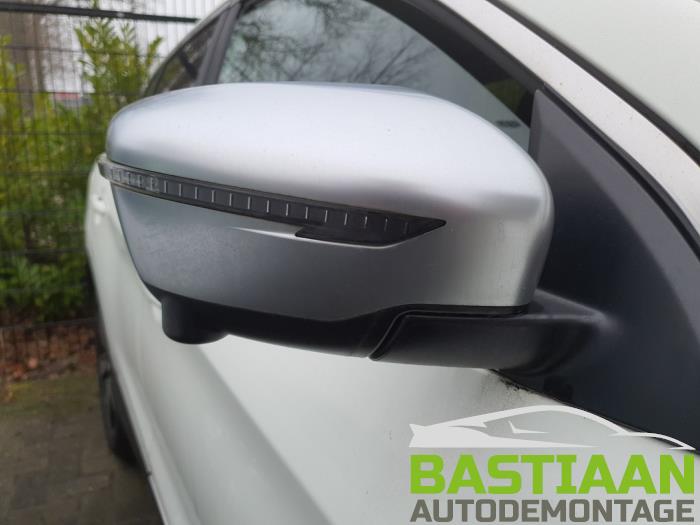 Nissan Qashqai 1.2 DIG-T 16V Sloopvoertuig (2015, Wit)