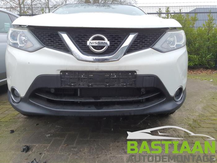Nissan Qashqai 1.2 DIG-T 16V Sloopvoertuig (2015, Wit)