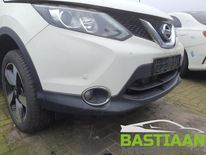 Nissan Qashqai 1.2 DIG-T 16V Sloopvoertuig (2015, Wit)