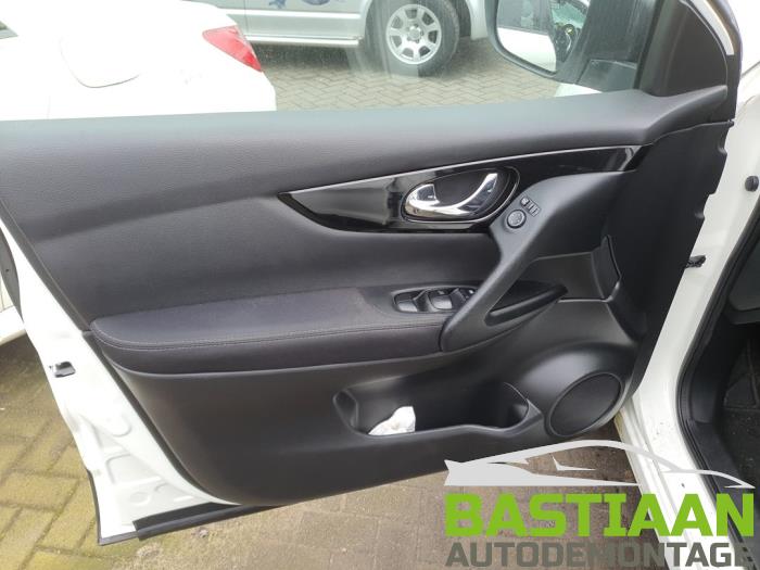 Nissan Qashqai 1.2 DIG-T 16V Sloopvoertuig (2015, Wit)