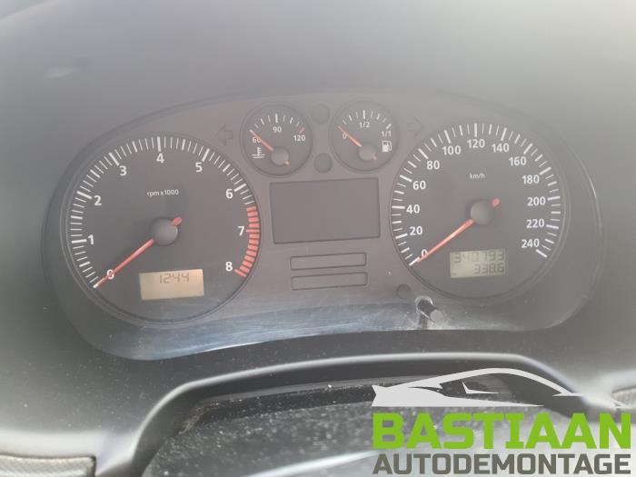 Seat Toledo 1.8 20V Sloopvoertuig (2004, Grijs)