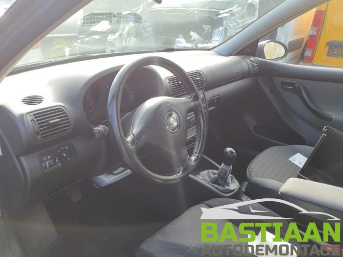 Seat Toledo 1.8 20V Sloopvoertuig (2004, Grijs)