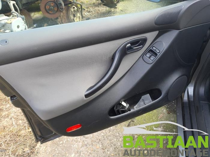 Seat Toledo 1.8 20V Sloopvoertuig (2004, Grijs)