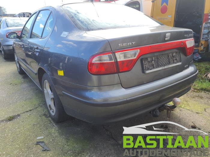 Seat Toledo 1.8 20V Sloopvoertuig (2004, Grijs)