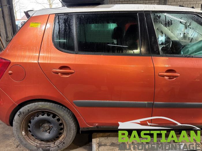 Skoda Fabia II 1.4i 16V Sloopvoertuig (2007, Metallic, Oranje)