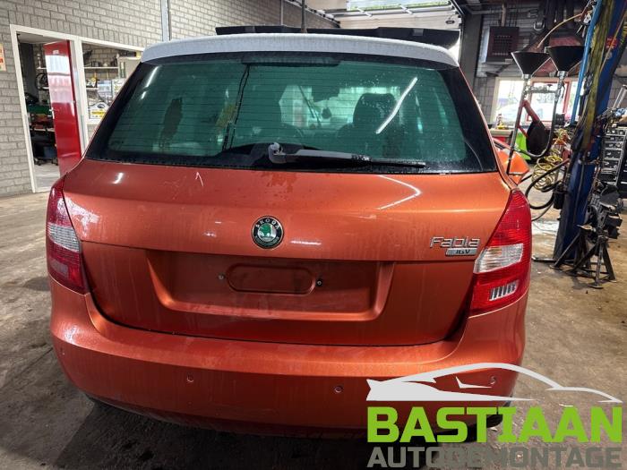 Skoda Fabia II 1.4i 16V Sloopvoertuig (2007, Metallic, Oranje)