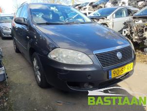 Fiat Croma 2.2 MPI 16V Sloopvoertuig (2006, Grijs)