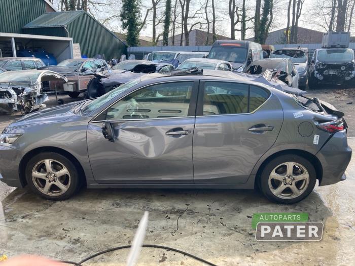 Lexus CT 200h 1.8 16V Sloopvoertuig (2014, Grijs)
