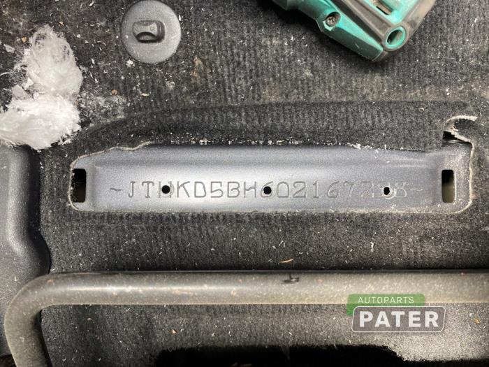 Lexus CT 200h 1.8 16V Sloopvoertuig (2013, Grijs)