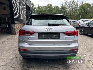 Audi Q3 1.4 45 TFSI e 16V Sloopvoertuig (2022, Zilvergrijs, Zilver)