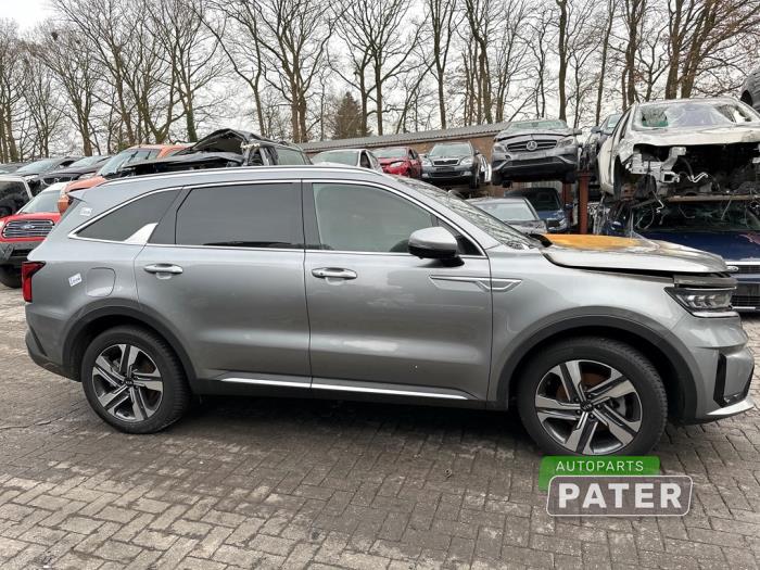 Kia Sorento IV 1.6 T-GDi Plug-in Hybrid 16V 4WD Sloopvoertuig (2021, Grijs)