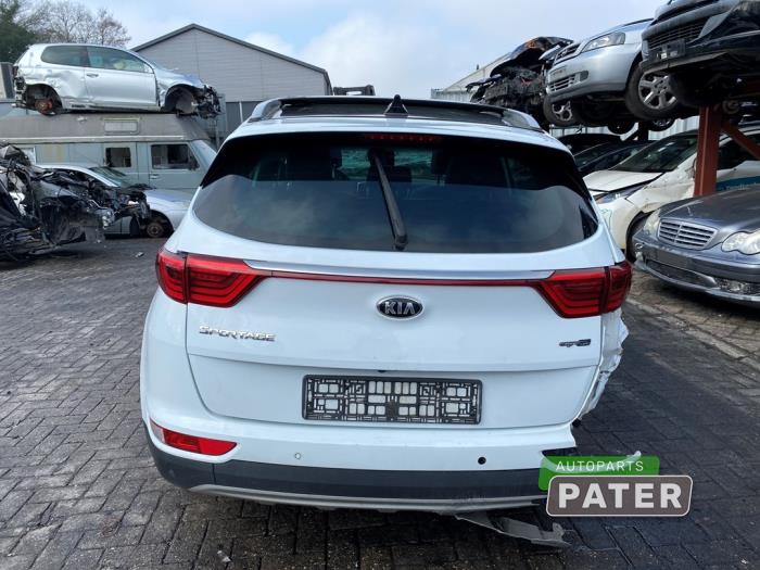 Kia Sportage 1.7 CRDi 16V 4x2 Sloopvoertuig (2018, Wit)