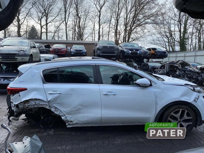 Kia Sportage 1.7 CRDi 16V 4x2 Sloopvoertuig (2018, Wit)