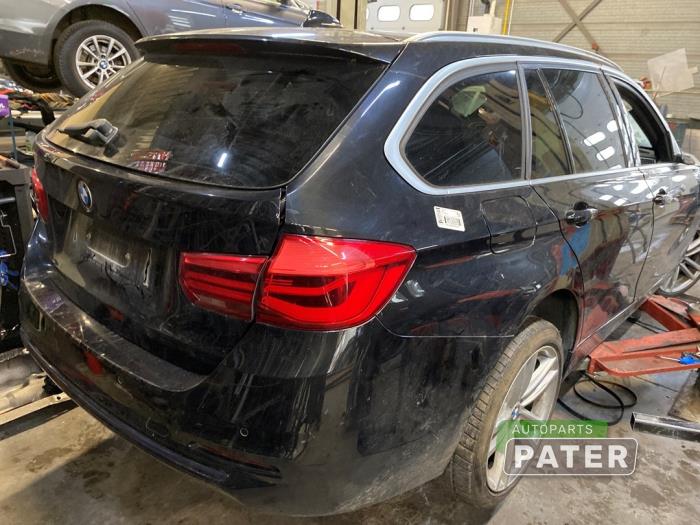 BMW 3 serie Touring 320d 2.0 16V EfficientDynamicsEdition Sloopvoertuig (2016, Zwart)