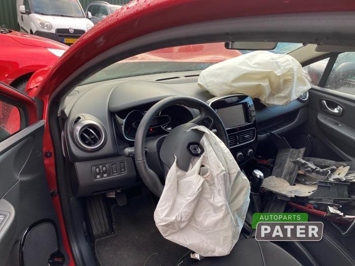 Renault Clio IV Estate/Grandtour 0.9 Energy TCE 90 12V Sloopvoertuig (2017, Rood)