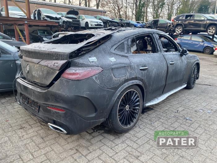 Mercedes GLC Coupe 2.0 300e 16V 4-Matic Sloopvoertuig (2024, Grijs)