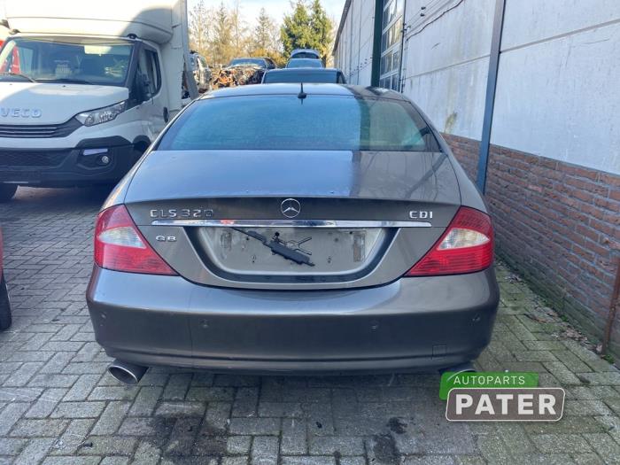 Mercedes CLS 320 CDI 24V Sloopvoertuig (2006, Grijs)