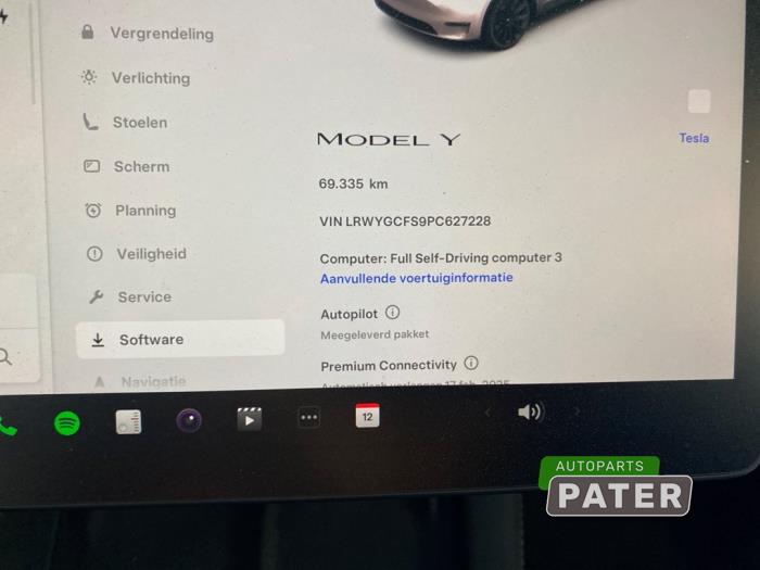 Tesla Model Y RWD Sloopvoertuig (2022, Wit)
