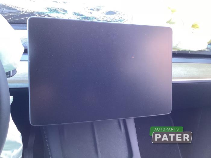 Tesla Model Y RWD Sloopvoertuig (2022, Wit)