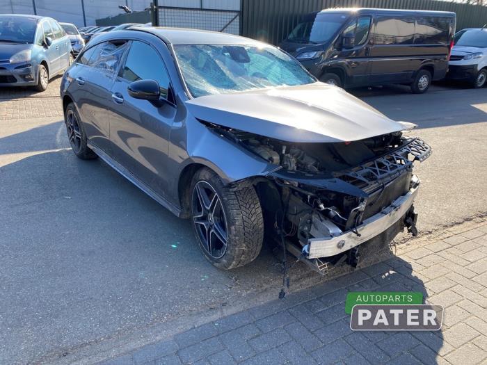 Mercedes CLA Shooting Brake 1.3 CLA-200 Turbo 16V Sloopvoertuig (2021, Grijs)