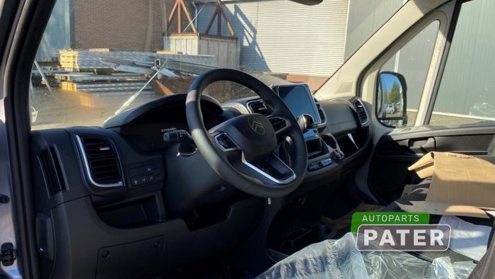 Citroen Jumper 2.2 Blue HDi 140 Sloopvoertuig (2025, Grijs)