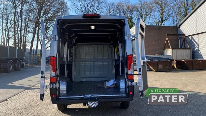 Citroen Jumper 2.2 Blue HDi 140 Sloopvoertuig (2025, Grijs)