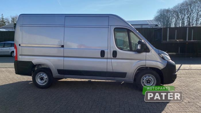 Citroen Jumper 2.2 Blue HDi 140 Sloopvoertuig (2025, Grijs)