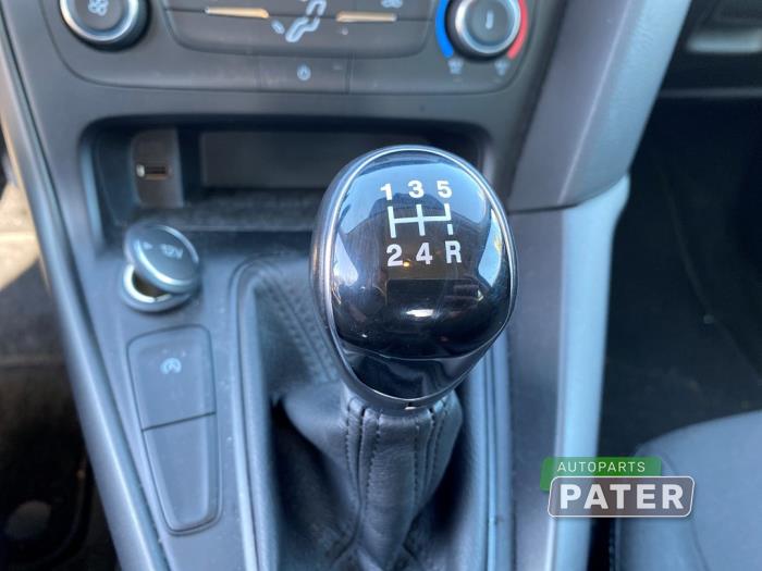 Ford Focus 3 1.0 Ti-VCT EcoBoost 12V 100 Sloopvoertuig (2017, Zwart)