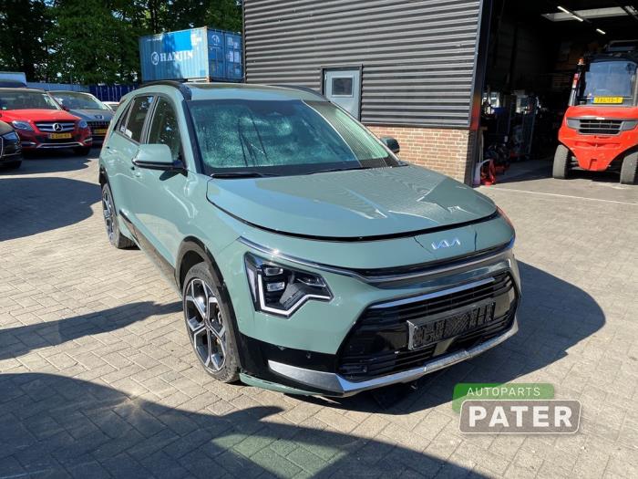 Kia Niro II 1.6 GDI Plug-in Hybrid Sloopvoertuig (2024, Groen)