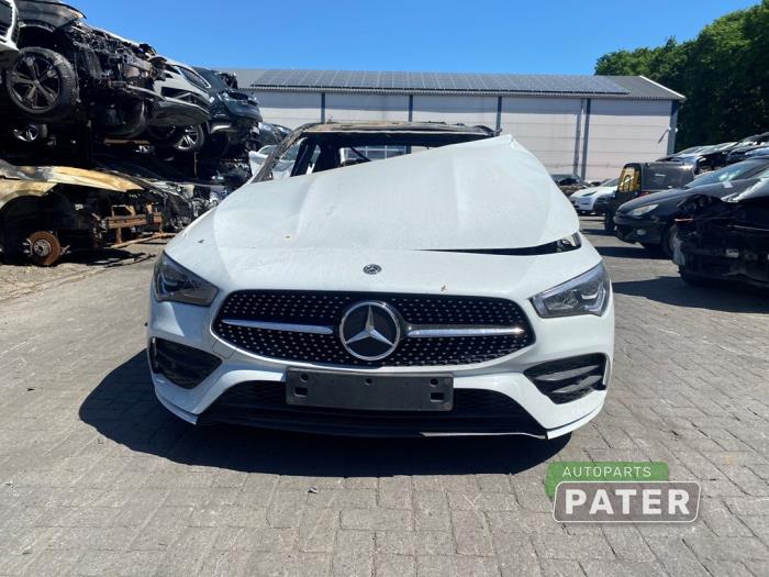 Mercedes CLA 1.3 CLA-180 Turbo 16V Sloopvoertuig (2020, Wit)