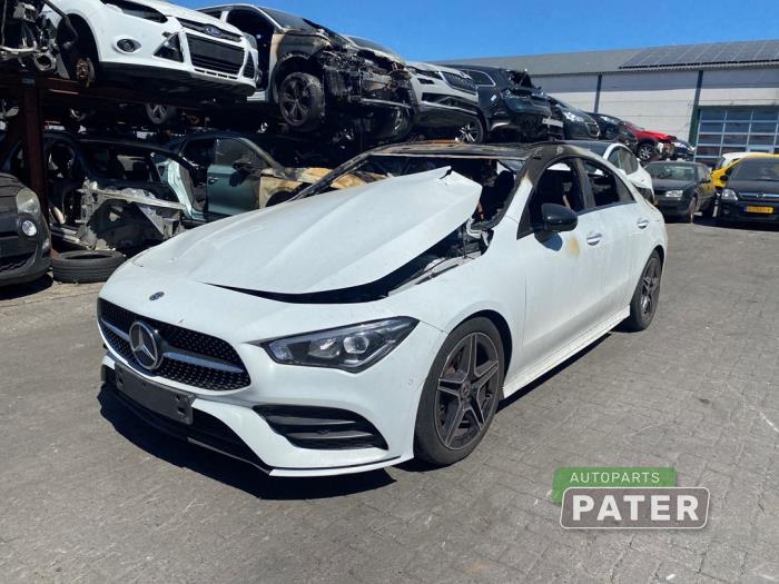 Mercedes CLA 1.3 CLA-180 Turbo 16V Sloopvoertuig (2020, Wit)