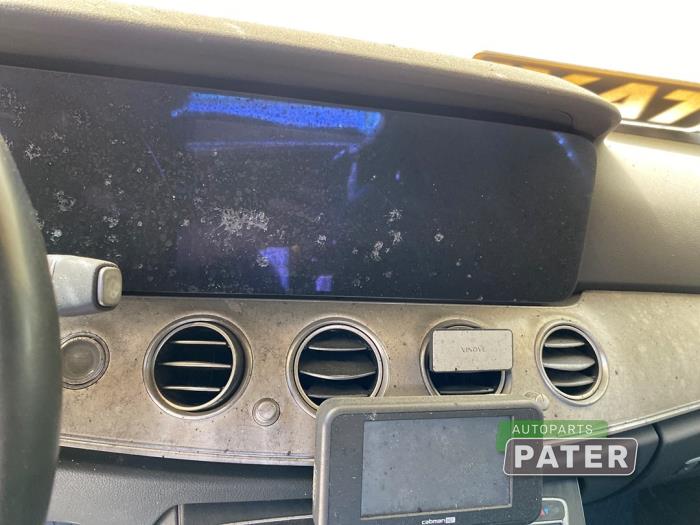 Mercedes E Estate E-300de 2.0 Turbo 16V Sloopvoertuig (2022, Zwart)