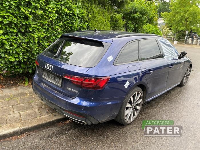 Audi A4 Avant 2.0 35 TFSI Mild Hybrid 16V Sloopvoertuig (2021, Blauw)