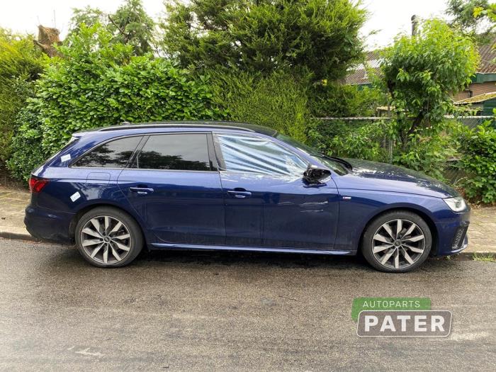 Audi A4 Avant 2.0 35 TFSI Mild Hybrid 16V Sloopvoertuig (2021, Blauw)