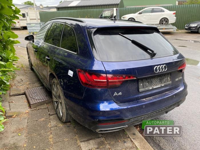 Audi A4 Avant 2.0 35 TFSI Mild Hybrid 16V Sloopvoertuig (2021, Blauw)