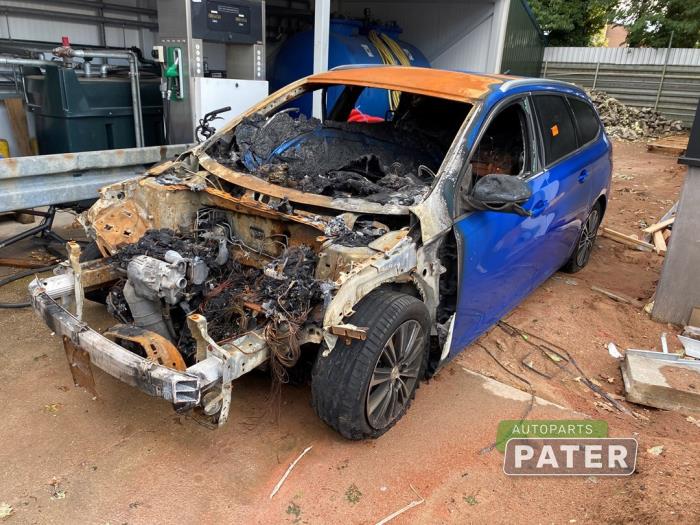 Peugeot 308 SW 1.2 12V e-THP PureTech 130 Sloopvoertuig (2020, Blauw)