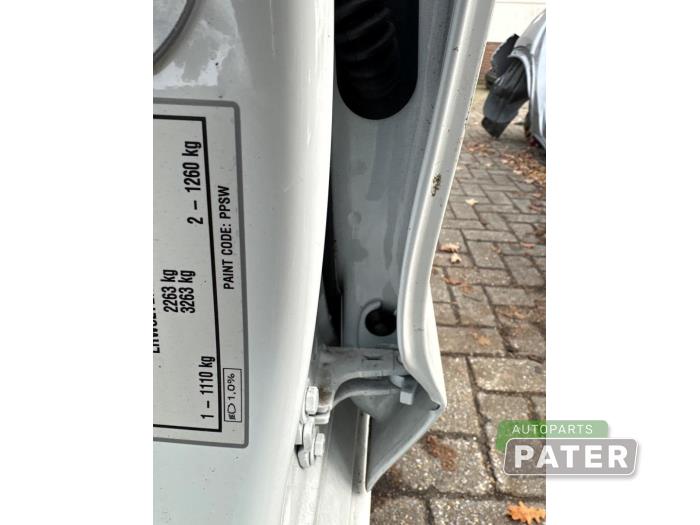 Tesla Model 3 Long Range, Performance AWD Sloopvoertuig (2024, Wit)