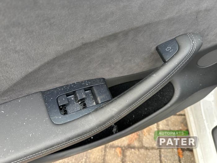 Tesla Model 3 Long Range, Performance AWD Sloopvoertuig (2024, Wit)