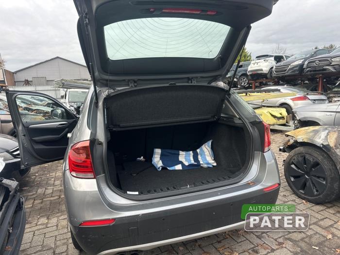 BMW X1 xDrive 20i 2.0 16V Twin Power Turbo Sloopvoertuig (2012, Grijs)